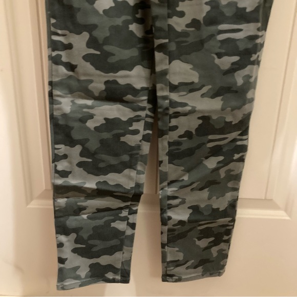 Girls Camo Overalls Size 18 XXL Camouflage Bib Overalls Stretch - Picture 7 of 15